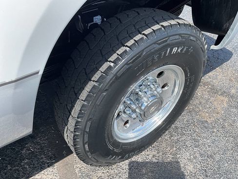 Used 2004 Ford F250 XLT AWD/4WD image 38