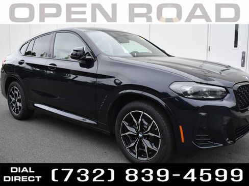 Used 2024 BMW X4 xDrive30i w/ Premium Package AWD/4WD image 1
