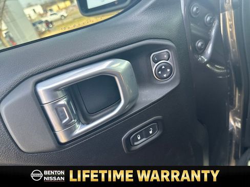 Used 2021 Jeep Wrangler Sport image 13