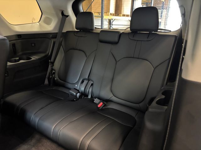 New 2026 Honda Pilot Touring image 17
