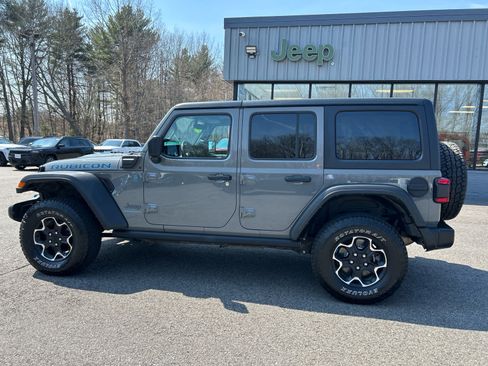 Used 2023 Jeep Wrangler Unlimited Rubicon 4xe w/ Cold Weather Group AWD/4WD image 8