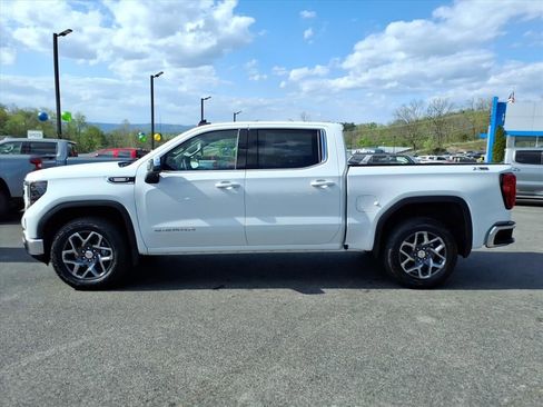 New 2026 GMC Sierra 1500 SLE AWD/4WD image 2