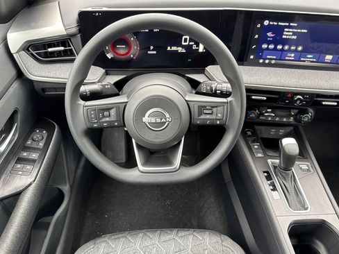 New 2026 Nissan Kicks SV w/ SV Premium Package image 11