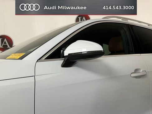 Used 2023 Audi A4 2.0T allroad Prestige w/ Prestige Package AWD/4WD image 10