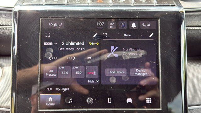 Used 2023 Jeep Grand Cherokee Altitude AWD/4WD image 19