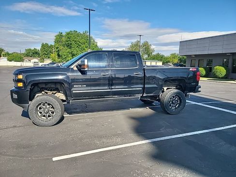 Used 2016 Chevrolet Silverado 2500 LTZ w/ Duramax Plus Package AWD/4WD image 7