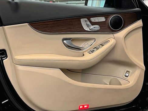 Used 2020 Mercedes-Benz C 300 Sedan image 20