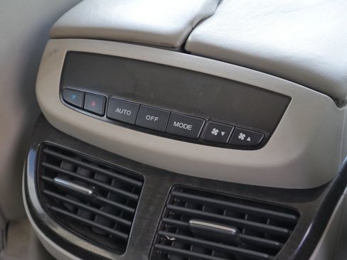 Used 2008 Acura MDX image 29