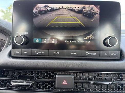 Used 2023 Honda HR-V LX image 23