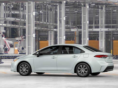 New 2026 Toyota Corolla LE FWD image 5