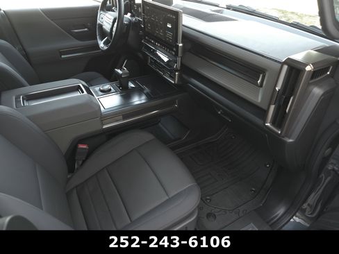 Used 2025 GMC Hummer EV 3X AWD/4WD image 43