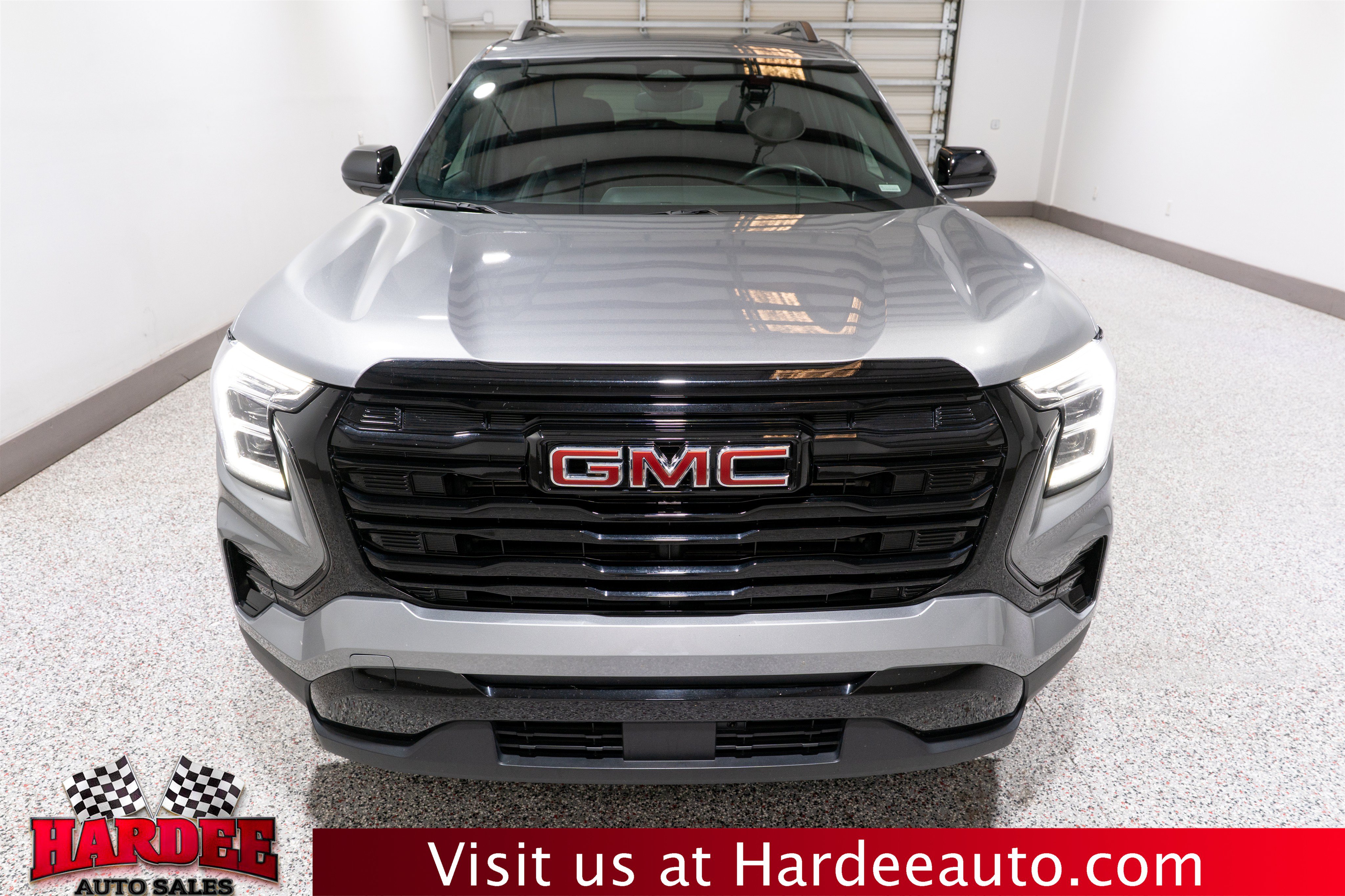 Used 2026 GMC Terrain Elevation w/ Elevation Premium Package FWD image 7