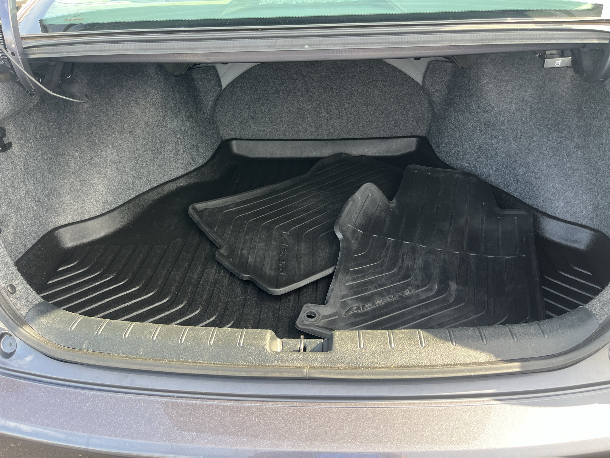 Used 2015 Honda Accord EX-L image 9