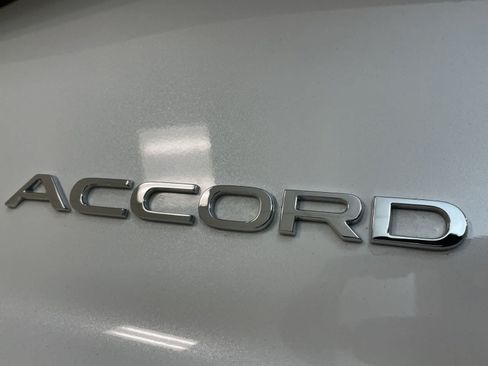 Certified 2025 Honda Accord SE image 21