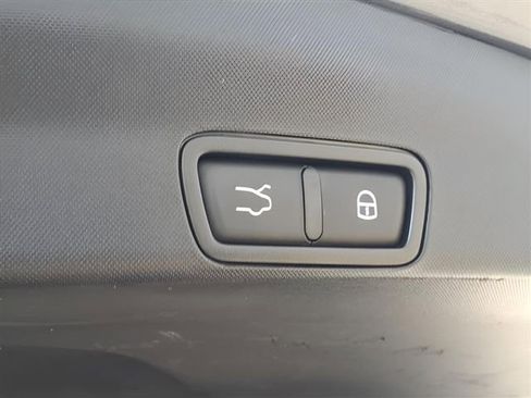 Used 2023 Alfa Romeo Stelvio Ti Lusso w/ Quick Order Package 22X Lusso image 27