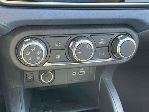 New 2025 Nissan Versa SV w/ Trunk Package image 26