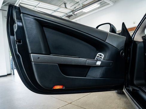 Used 2011 Aston Martin DB9 Coupe image 28