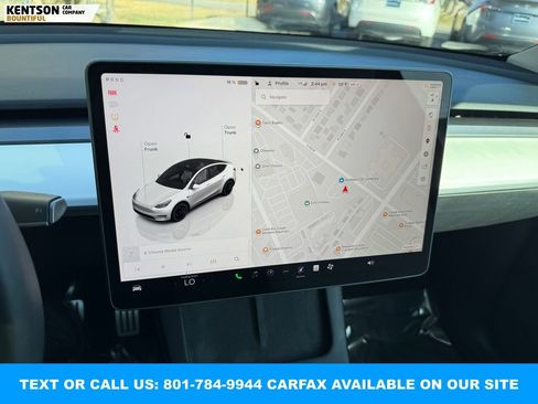 Used 2023 Tesla Model Y Performance image 25