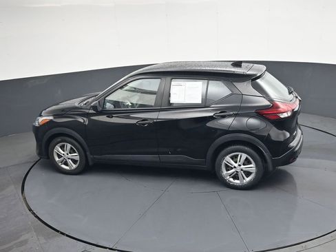 Used 2023 Nissan Kicks S FWD image 36