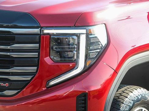 Used 2025 GMC Sierra 1500 AT4 w/ AT4 Premium Package image 8