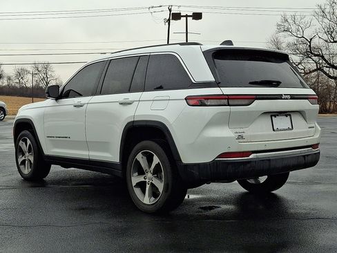 Certified 2023 Jeep Grand Cherokee Limited image 6