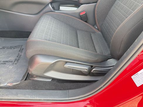 Used 2025 Honda HR-V Sport image 13