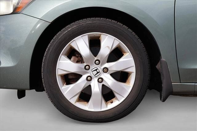 Used 2010 Honda Accord EX-L image 9
