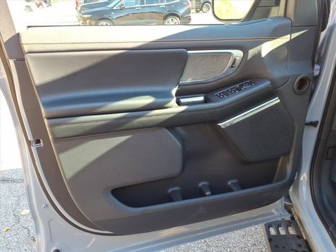 New 2025 Ford Expedition Tremor image 19