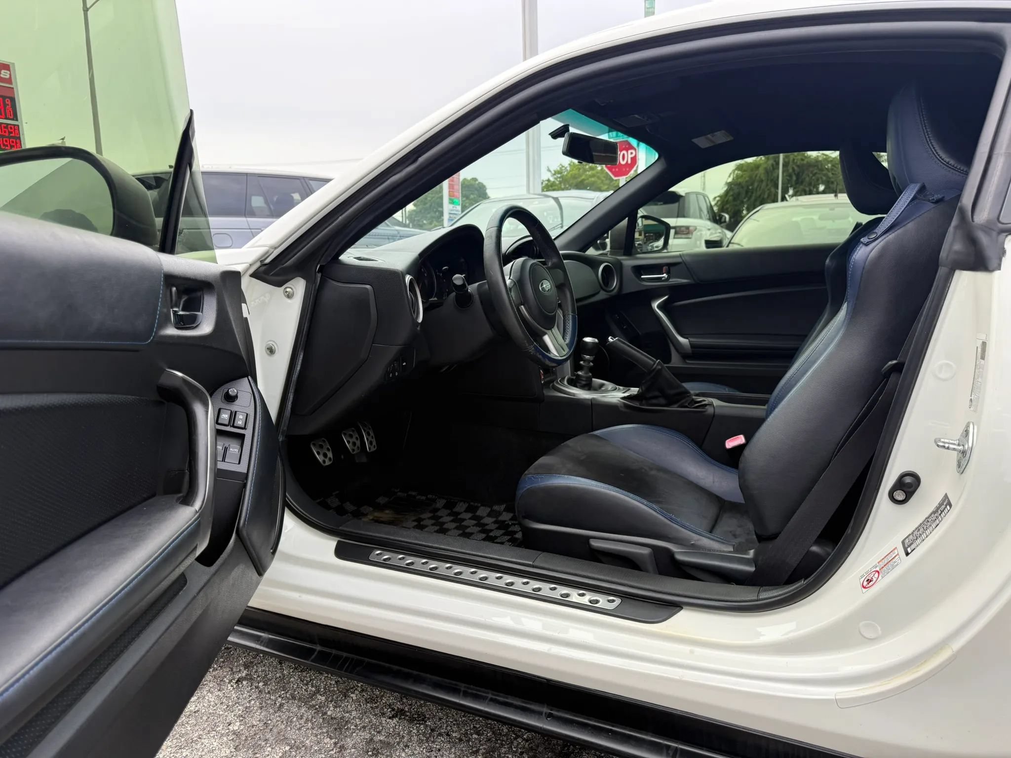 Used 2015 Subaru BRZ Series.Blue RWD image 9