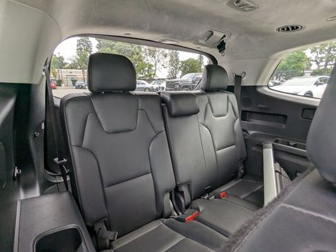 Used 2022 Kia Telluride SX w/ SX Prestige Package image 20