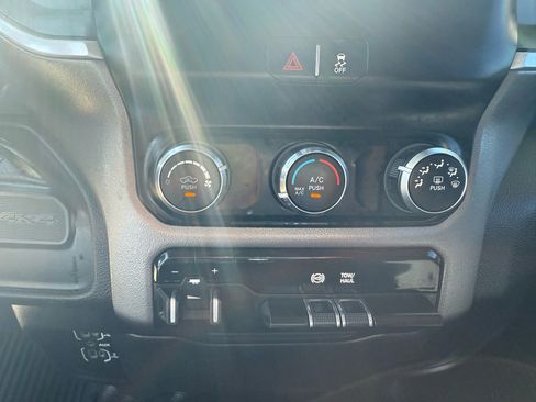 Used 2019 RAM 2500 Big Horn image 23