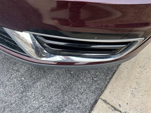 Used 2019 Lincoln Nautilus Reserve w/ Driver Assistance Package image 3