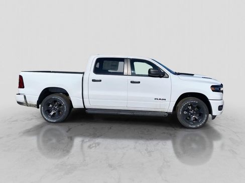 New 2026 RAM 1500 Express image 2