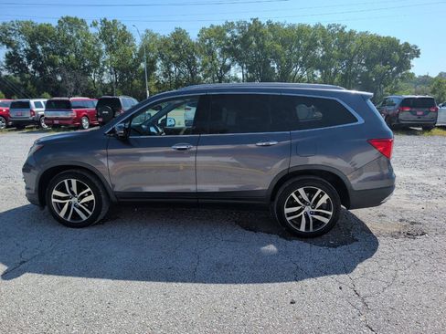 Used 2016 Honda Pilot Touring image 6