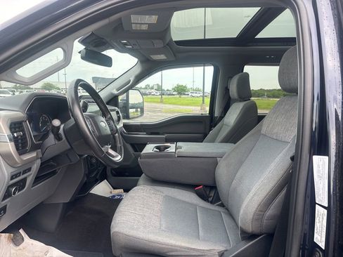 Used 2022 Ford F150 XLT w/ Equipment Group 302A High AWD/4WD image 9