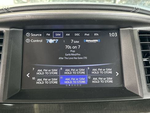 Used 2019 INFINITI QX60 Luxe w/ Essential Package image 12