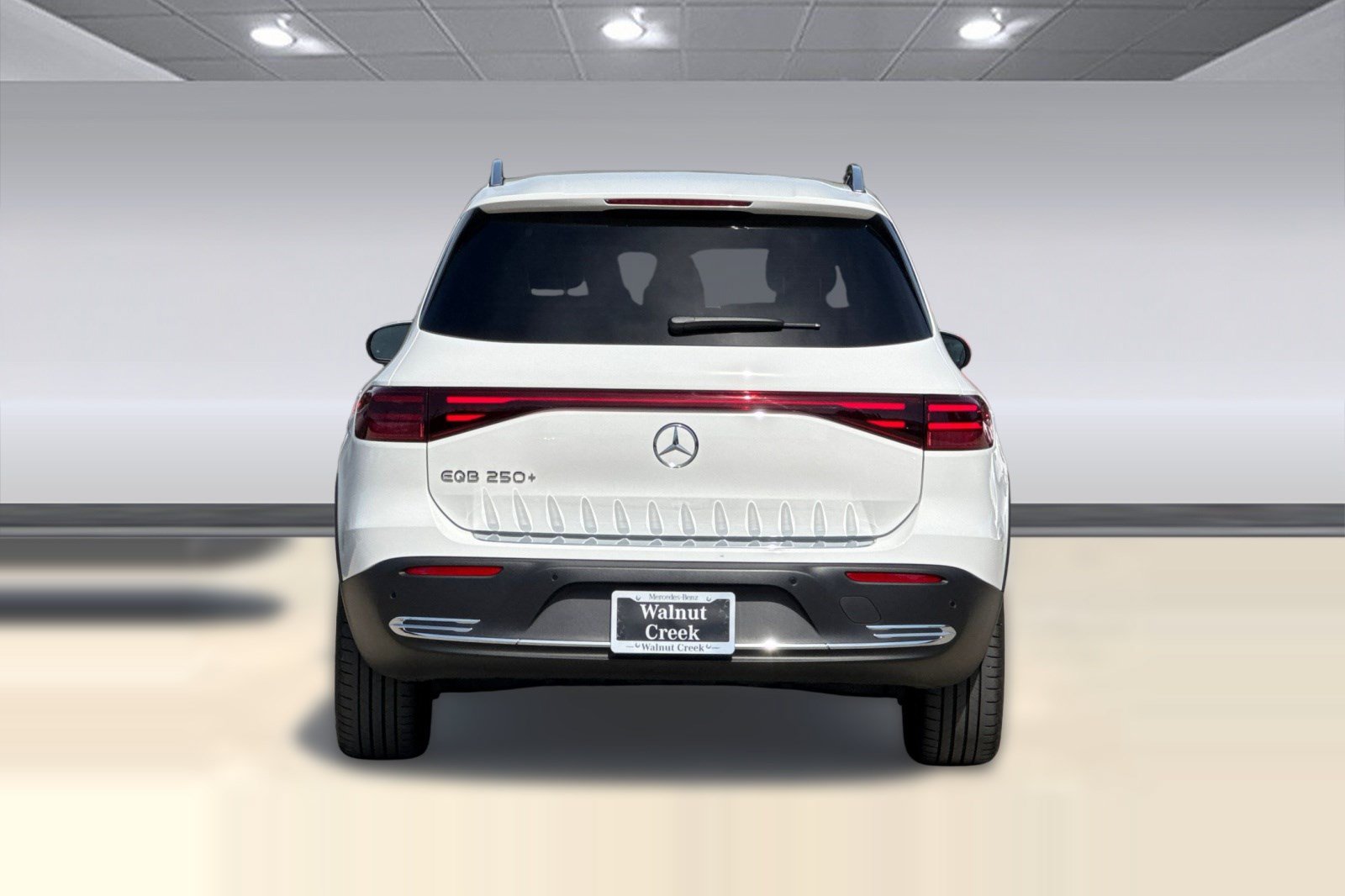 Certified 2024 Mercedes-Benz EQB 250+ image 9