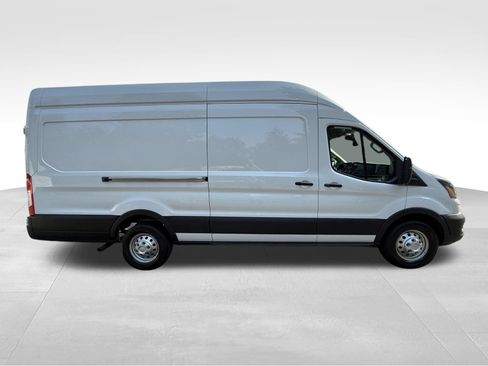 Used 2023 Ford Transit 250 148 High Roof Extended AWD w/ Load Area Protection Package image 4