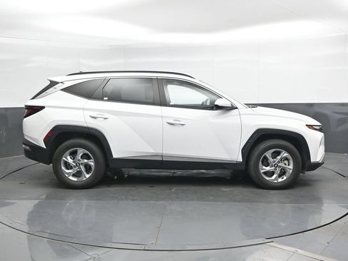 Used 2024 Hyundai Tucson SEL AWD/4WD image 3