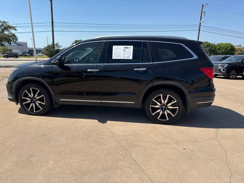 Used 2019 Honda Pilot Elite image 4