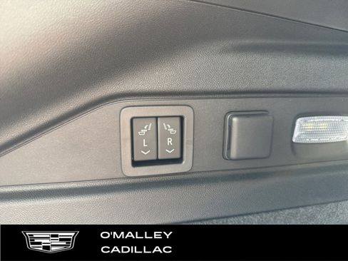 New 2026 Cadillac Lyriq Premium Luxury w/ LPO, Floor Liner Package image 22