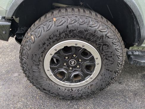 Used 2022 Ford Bronco Badlands AWD/4WD image 11