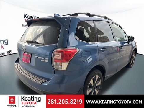 Used 2017 Subaru Forester 2.5i Limited image 7