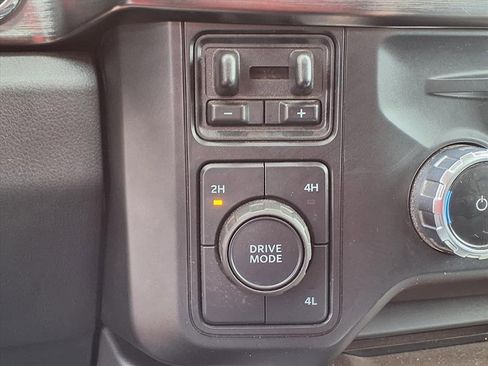 Used 2023 Ford F450 Lariat w/ Lariat Ultimate Package image 32