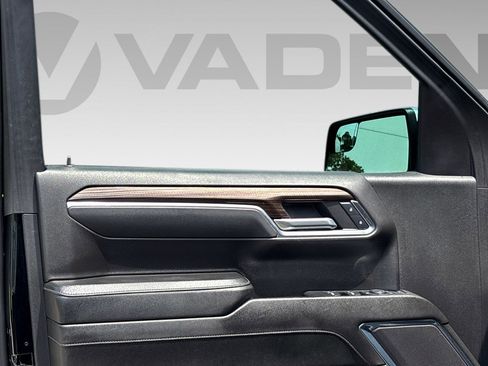 Certified 2024 Chevrolet Silverado 1500 LT image 17