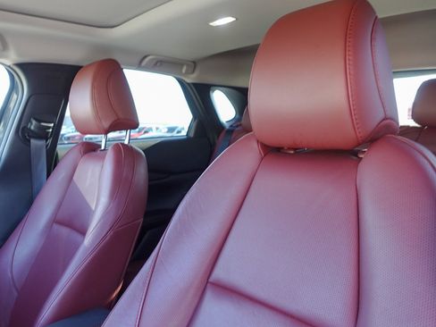 Certified 2025 MAZDA CX-30 AWD 2.5 S w/ Preferred Package image 11