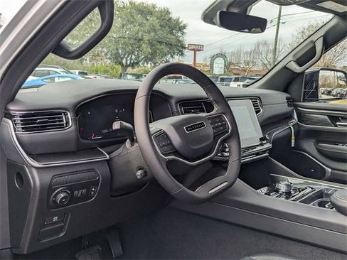 New 2024 Jeep Wagoneer 4WD w/ Premium Group I image 12