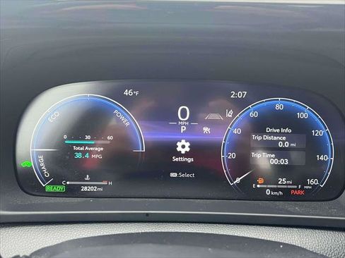 Used 2023 Toyota Crown AWD/4WD image 27