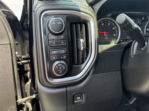 Used 2022 Chevrolet Silverado 2500 High Country AWD/4WD image 21
