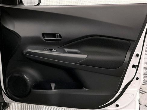 New 2025 Nissan Kicks Play S FWD image 65